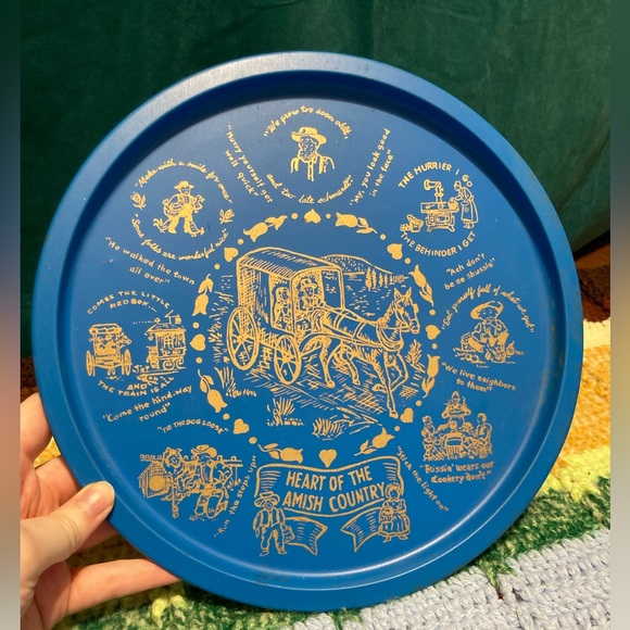 Heart of Amish Country - Vintage Blue Gold Tray - Souvenir Tourist Decor - Picture 1 of 15